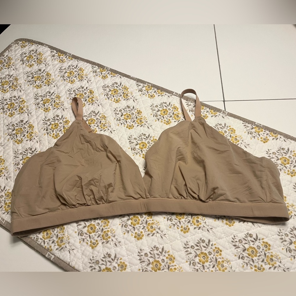‘Skims Bra
